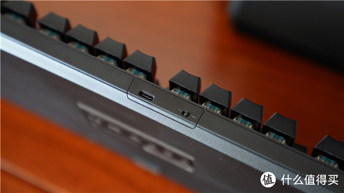 雷柏V500 PRO无线机械键盘——摆脱线材束缚，发挥自由想象