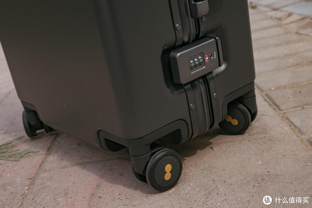 地平线8号power行李箱，出行神器，高颜值高箱体强度的超级“箱”