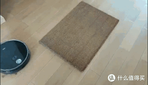 又智能又有趣的360X100扫地机器人,推荐买给家里老人用!