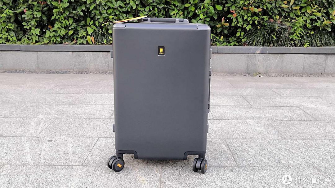 2021年了用上老罗推荐过的地平线8号行李箱，power登机箱巴适得很