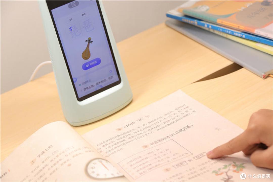 守护孩子学习成长,能听会说还护眼!大力智能灯体验分享