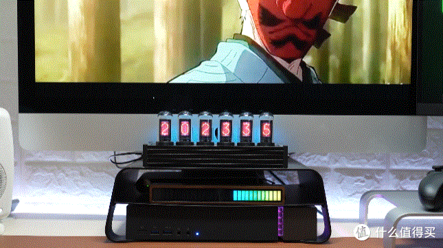 桌面 RGB 灯效「剁手清单」:教你玩转拟辉光灯、氛围灯、彩光灯带