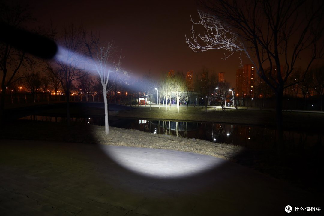 为战术而生NITECORE MH25S高性能战术筒评测