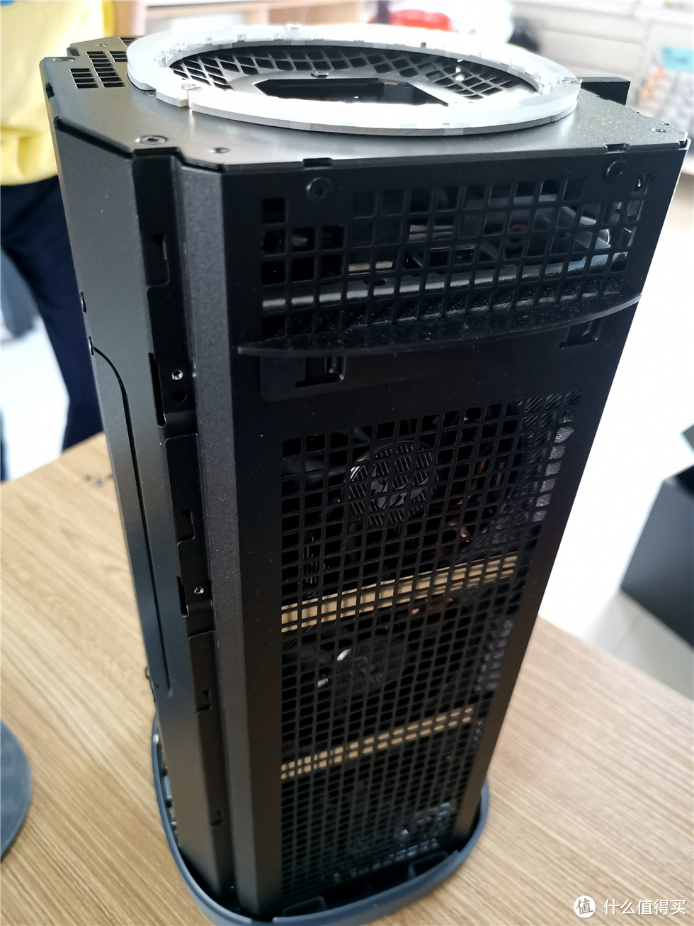 红色主机!华硕ProArt PA90工作站扎古版入手后的小升级