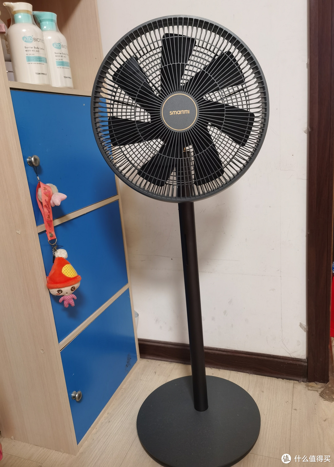颜值兼具性能的智米直流变频落地扇3陪你度过这炎炎夏日