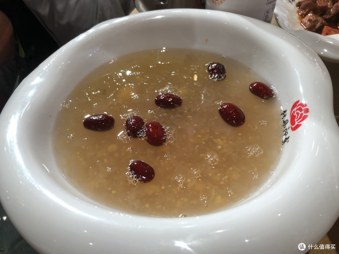 18道菜4道汤,22道菜才799元,三线城市的婚宴菜实惠吗?