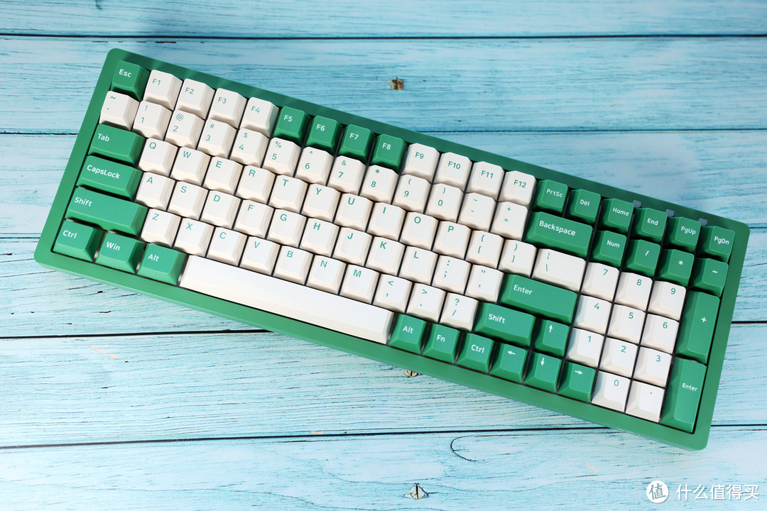 给你红豆奶绿般的甜蜜聊一款性价比很高的入门级机械键盘akko3096ds