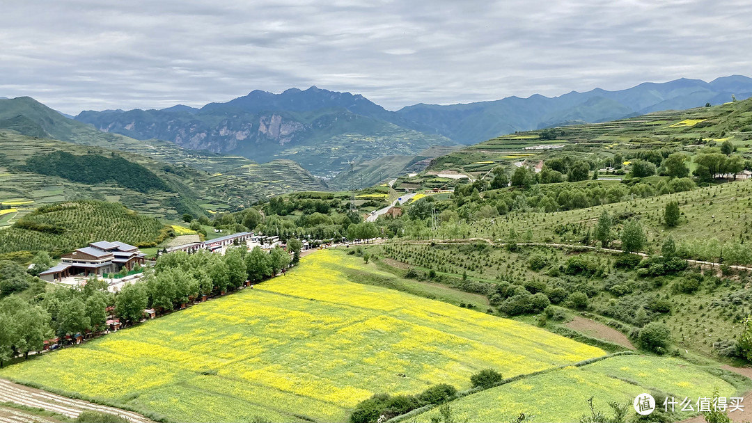 拒绝人山人海的拥挤，自驾去冶力关风景区（甘南）一日游，享受人少景美和骑马游船的乐趣