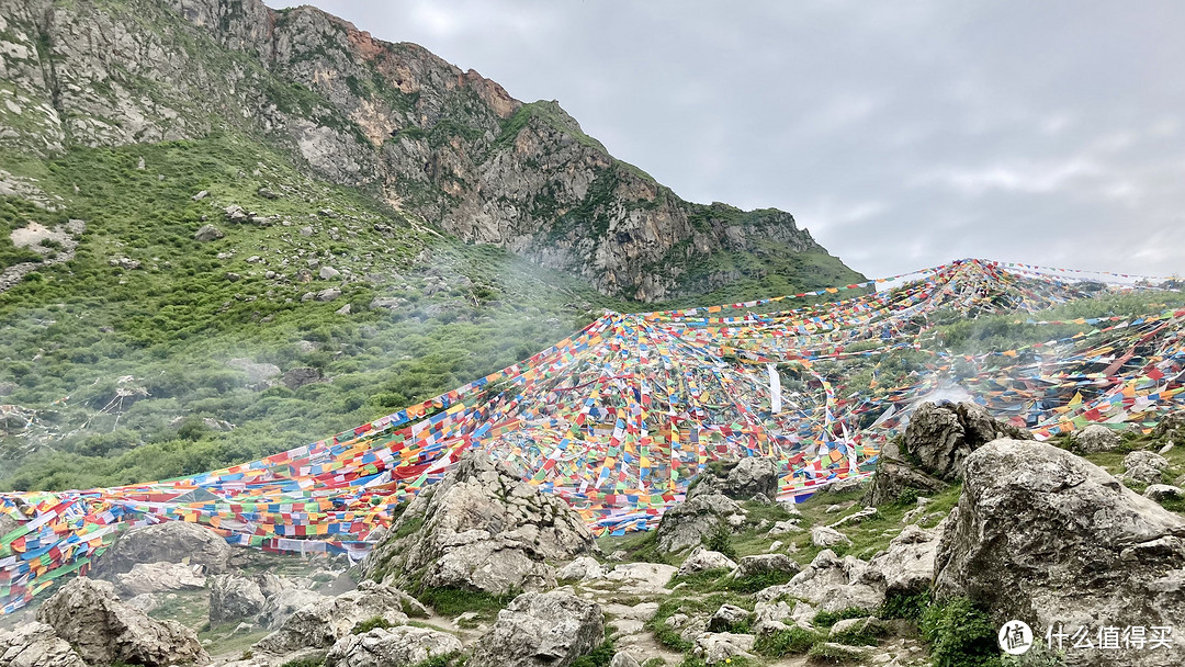 拒绝人山人海的拥挤，自驾去冶力关风景区（甘南）一日游，享受人少景美和骑马游船的乐趣