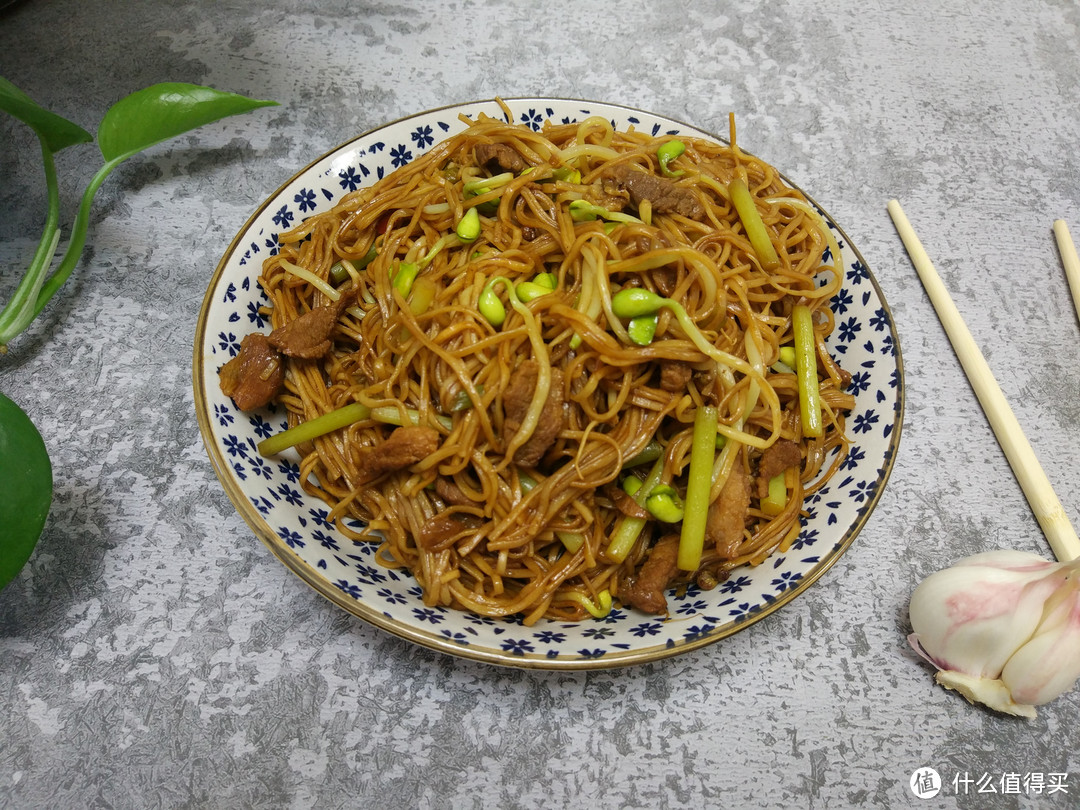 这种河南独有的面条，号称世界上最早的快餐，嚼之筋道、闻之幽香