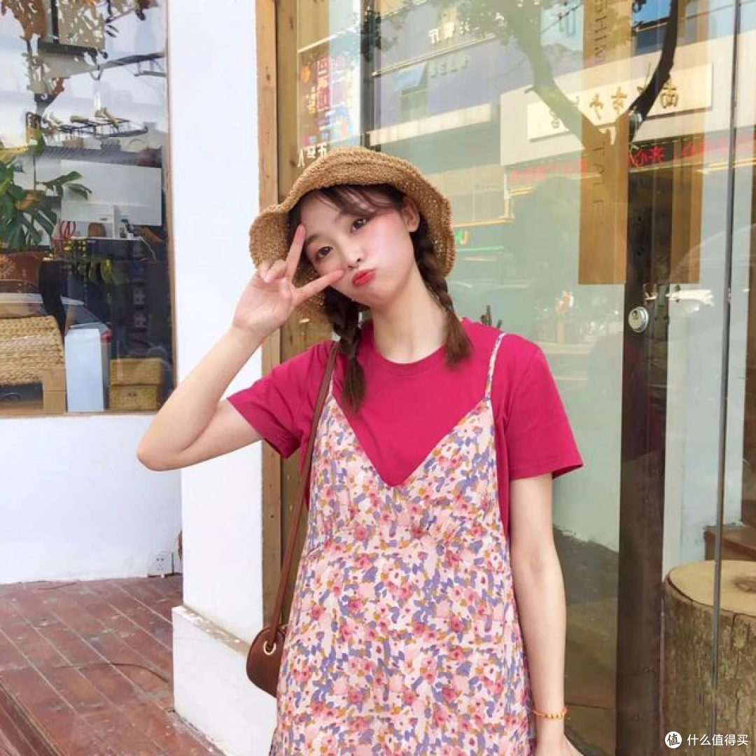 扔掉“烂大街”的碎花裙!入手今夏最时髦的“油画裙”纯欲又仙气