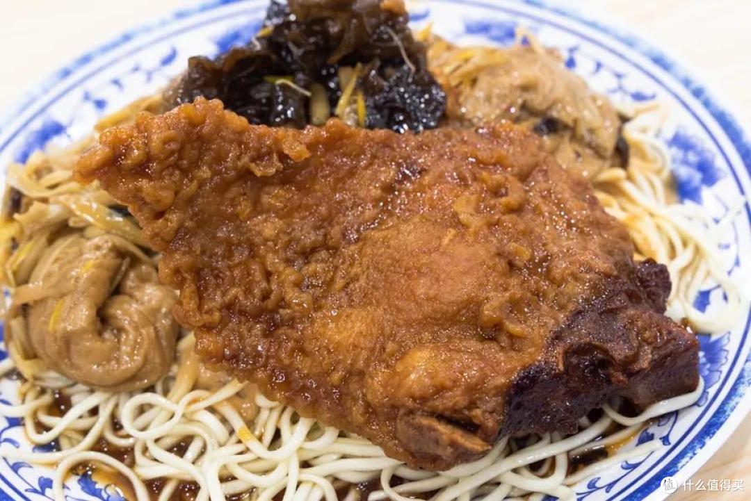 三天狂嗦40碗冷面,告诉你今夏哪家值得吃