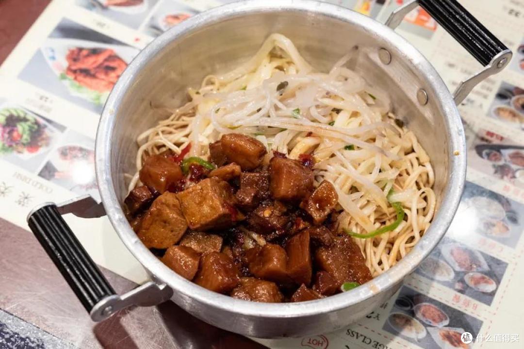 三天狂嗦40碗冷面,告诉你今夏哪家值得吃