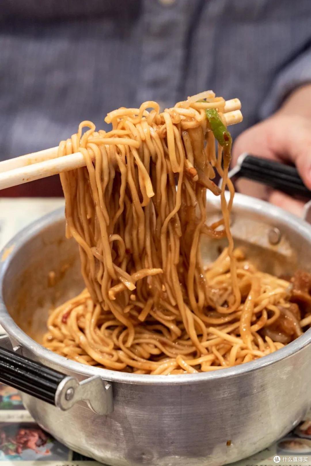 三天狂嗦40碗冷面,告诉你今夏哪家值得吃