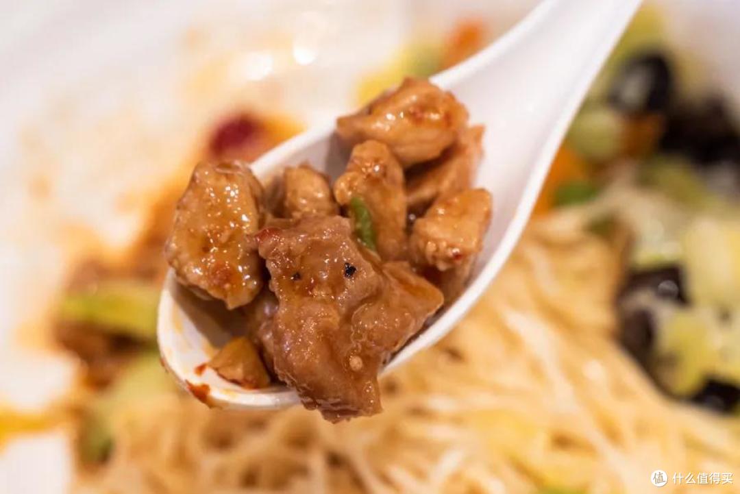 三天狂嗦40碗冷面,告诉你今夏哪家值得吃