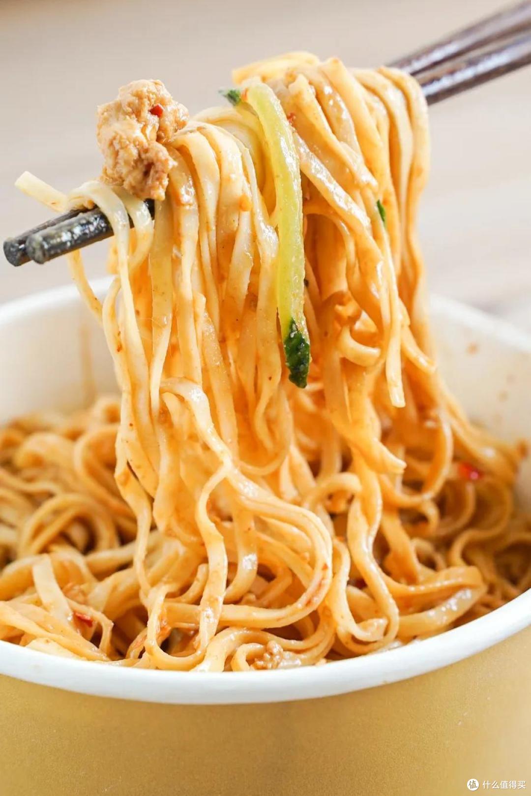 三天狂嗦40碗冷面,告诉你今夏哪家值得吃