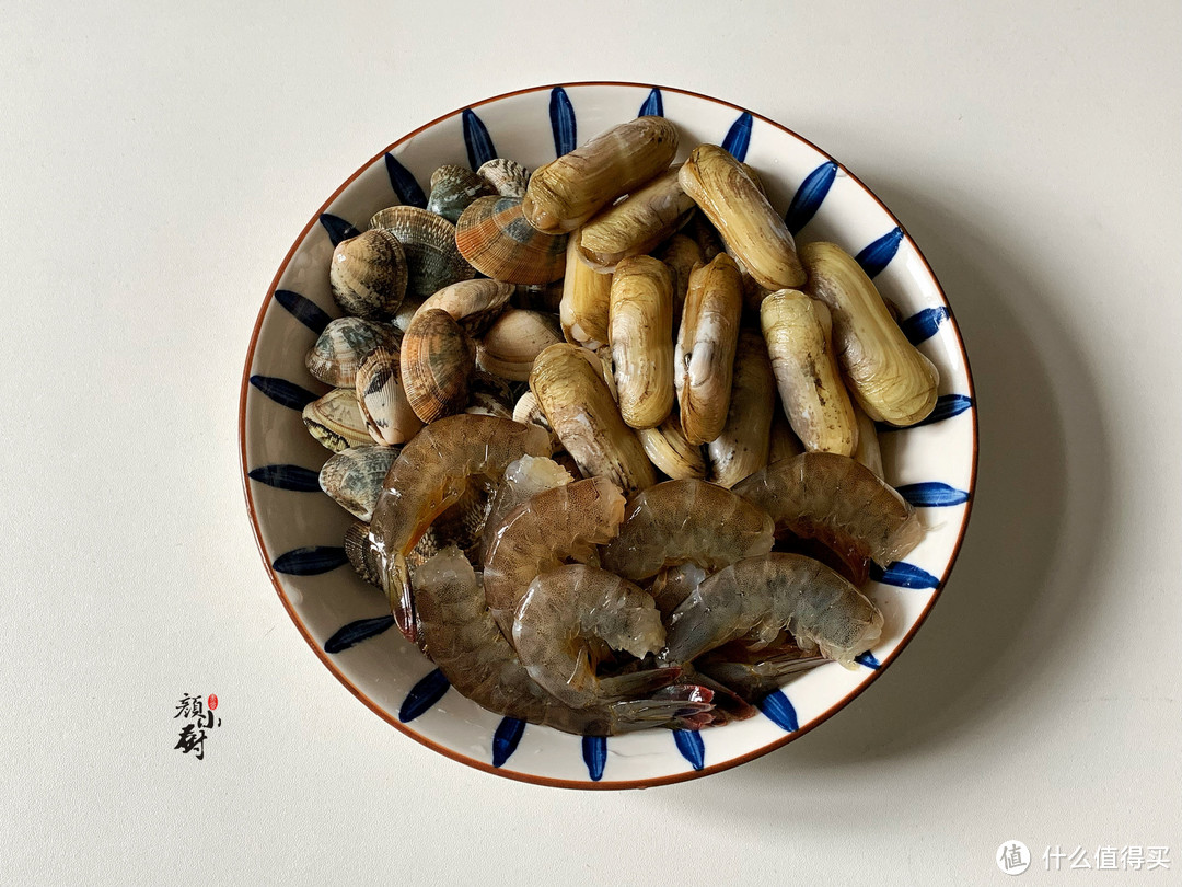 天热没胃口就做它吃,将这三样一烫一拌,低脂高蛋白,常吃不怕胖
