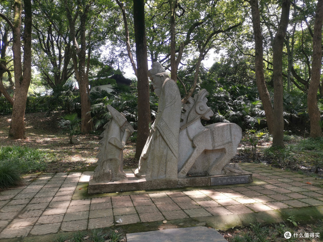 武汉东湖寓言雕塑园一览