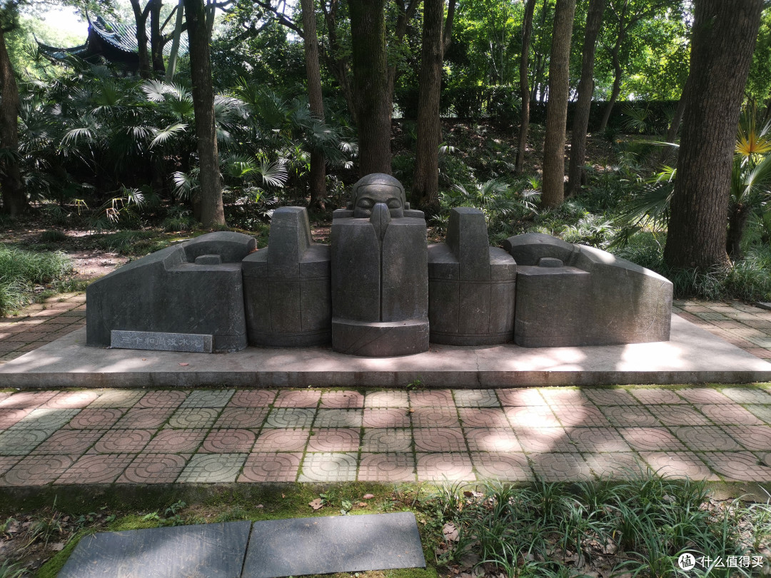武汉东湖寓言雕塑园一览