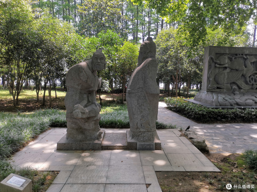 武汉东湖寓言雕塑园一览