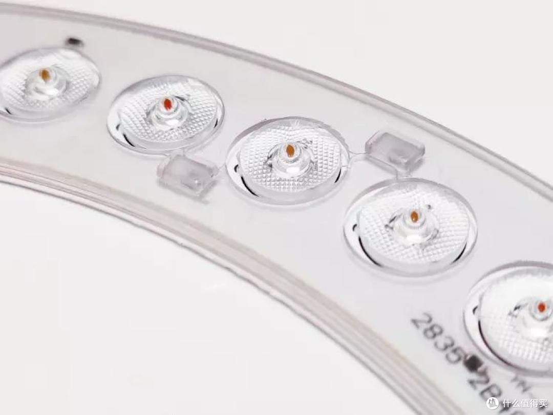 小米生态链Yeelight新品智能吸顶灯上市,这次的风格你喜欢吗?