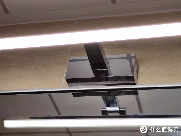 真正好用又好看的镜前灯是啥样?看看这个就知道了!