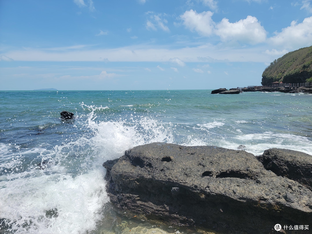 浪打海岸