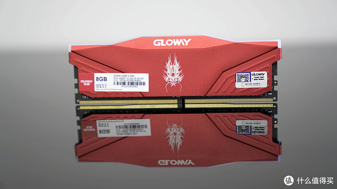 经典国风设计更有中国芯加持光威弈prorgb内存条上机