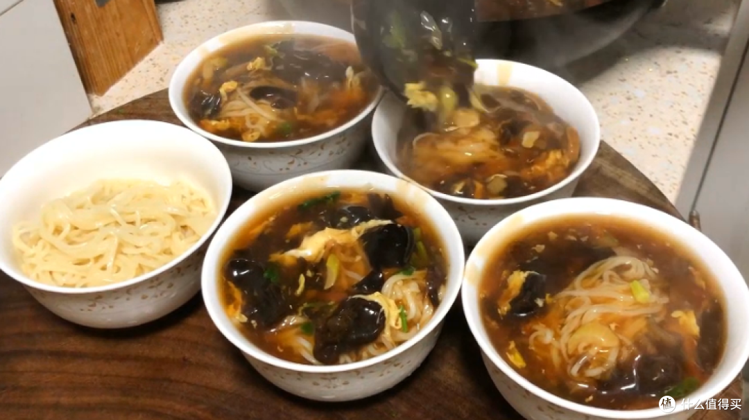 4菜一汤18元，我家三餐家人喜欢
