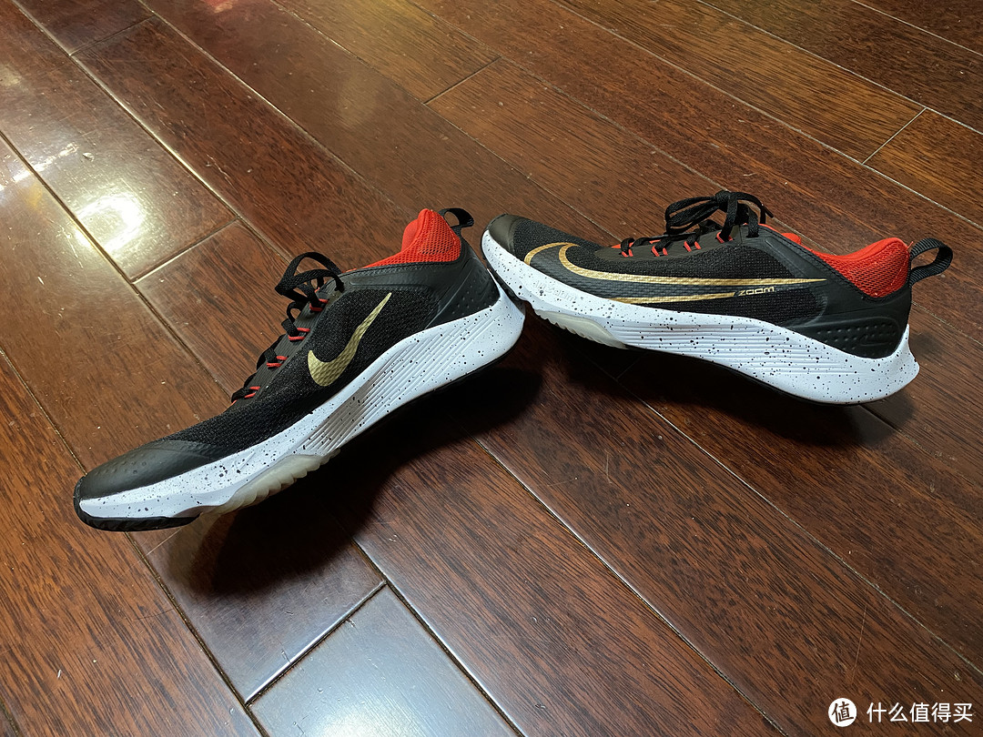 好看带气垫的NIKE  AIR ZOOM SPEED (GS) 跑鞋