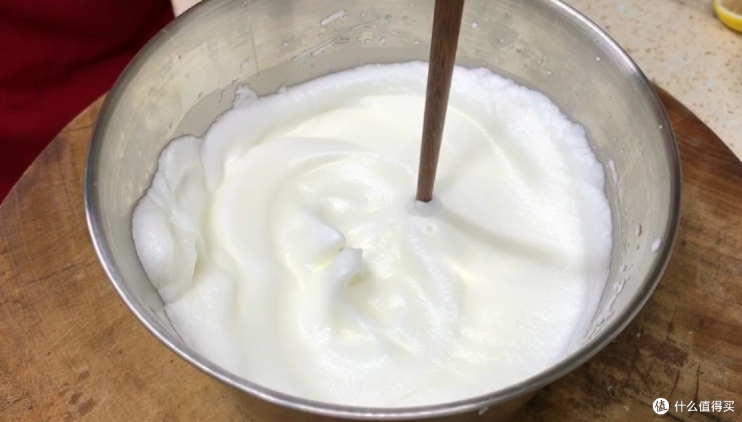 6个鸡蛋一碗面,不用烤箱做蛋糕