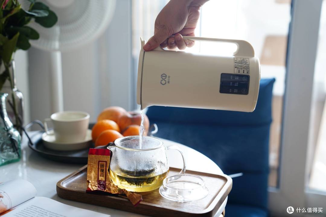 豆浆机、果汁机、烧水壶?潮小电迷你破壁机都能满足你