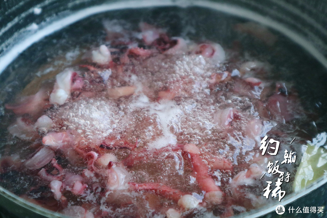 比铁板鱿鱼好吃的“辣炒鱿鱼”,做法简单好学,新手也能一次成功