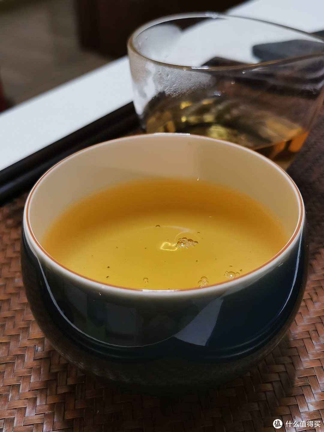 容量为150cc的景德镇手工霁青颜色釉品茗杯，从朋友处购入