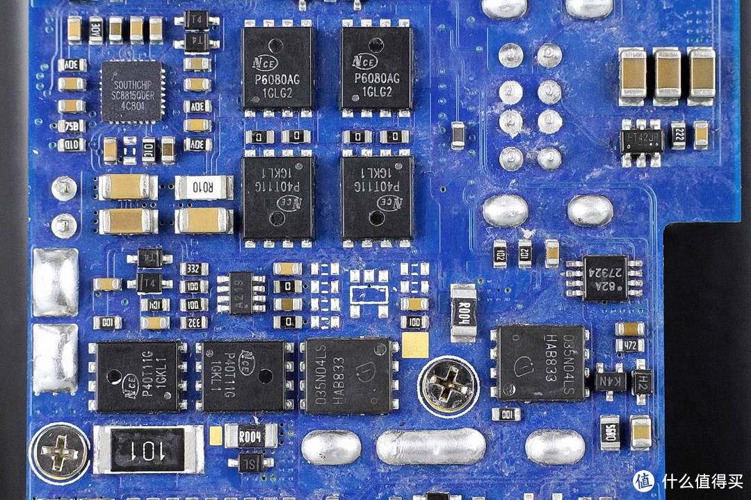 拆解报告：omnicharge多合一100W快充全能充电宝Omni 20+