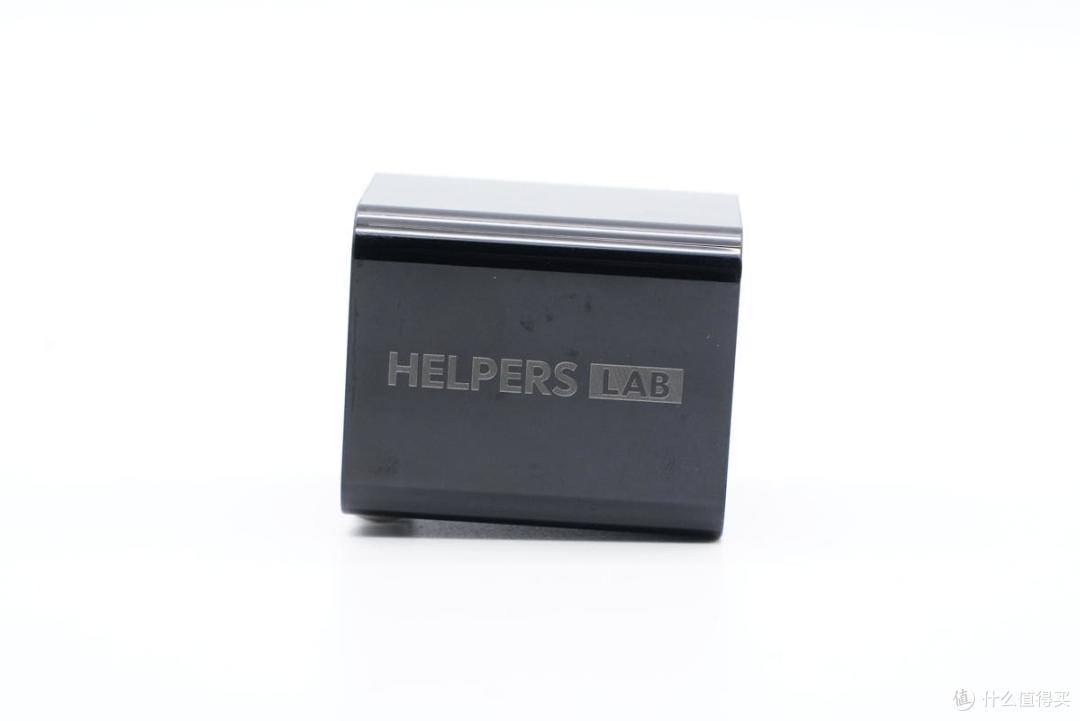 拆解报告:HELPERS LAB 33W快充充电器