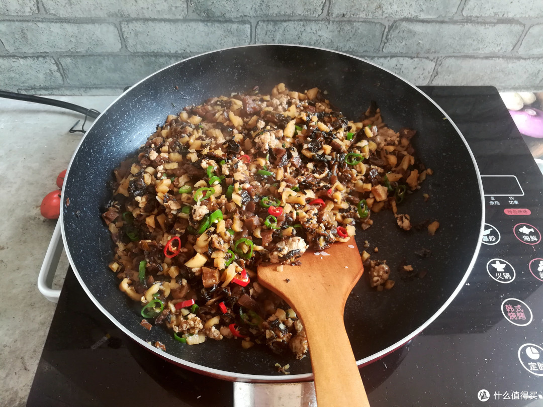 这2种食材一起炒,香辣开胃嘎嘣脆,有它多添一碗饭,专治没食欲