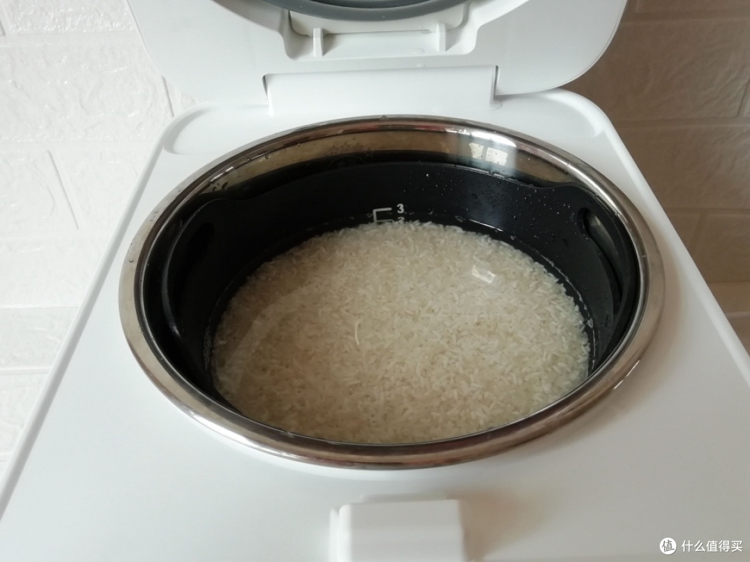 别总傻傻的煮白米饭啦!加入这两样,开胃又营养,低脂更健康