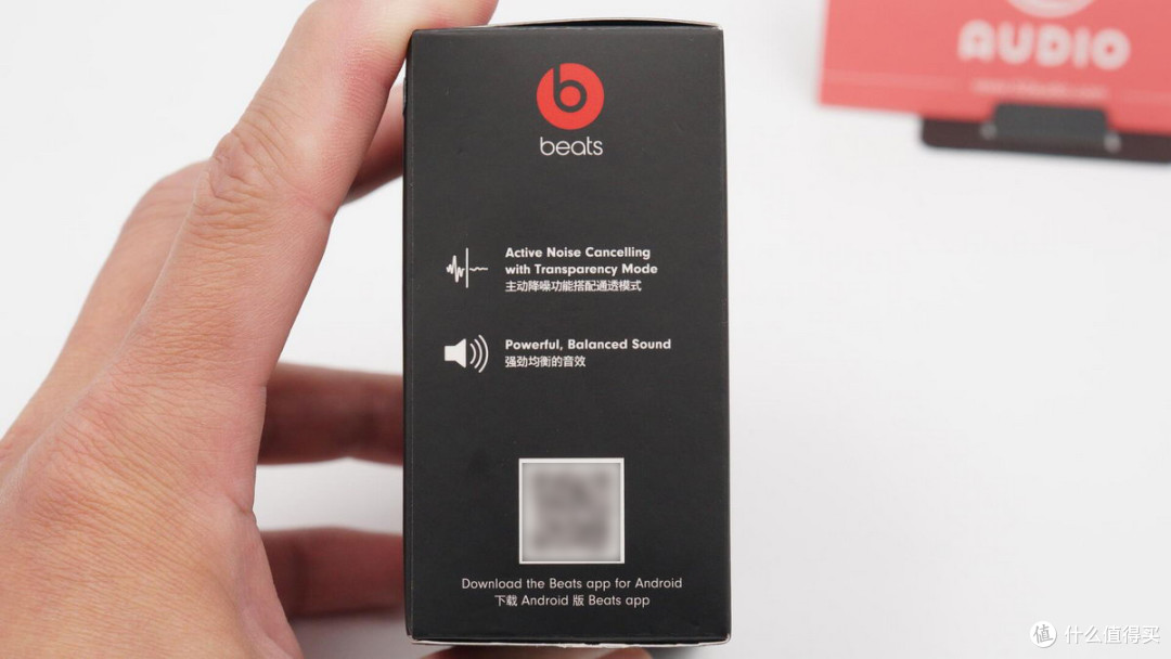 对标苹果AirPods Pro，Beats Studio Buds真无线降噪耳机拆解
