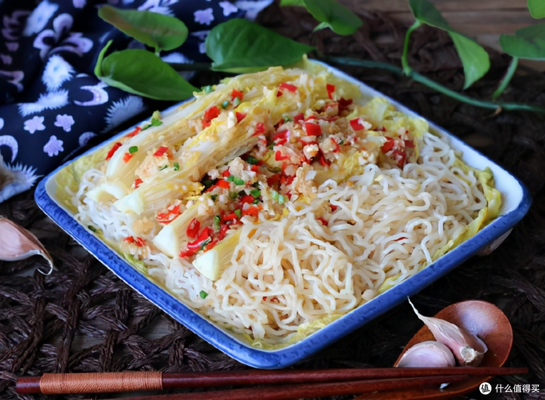 三伏天炒菜不如蒸菜,饭菜一锅出,清爽开胃,太美味了