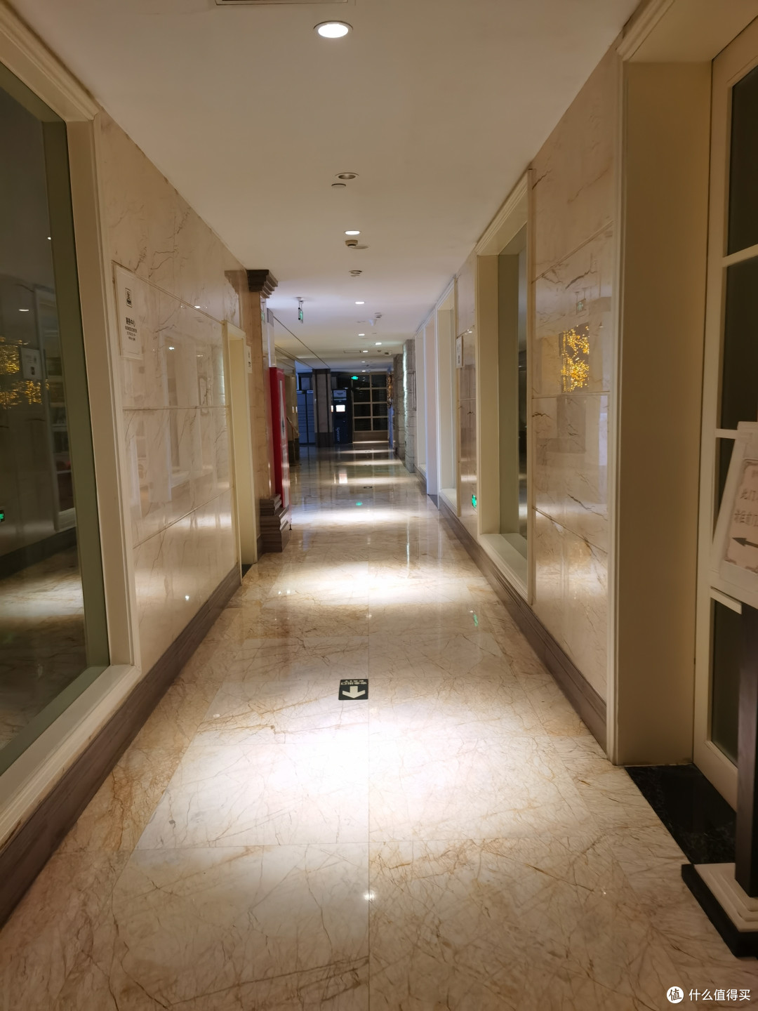 想要百分百遇见明星,那就来横店丰景嘉丽蹲守吧