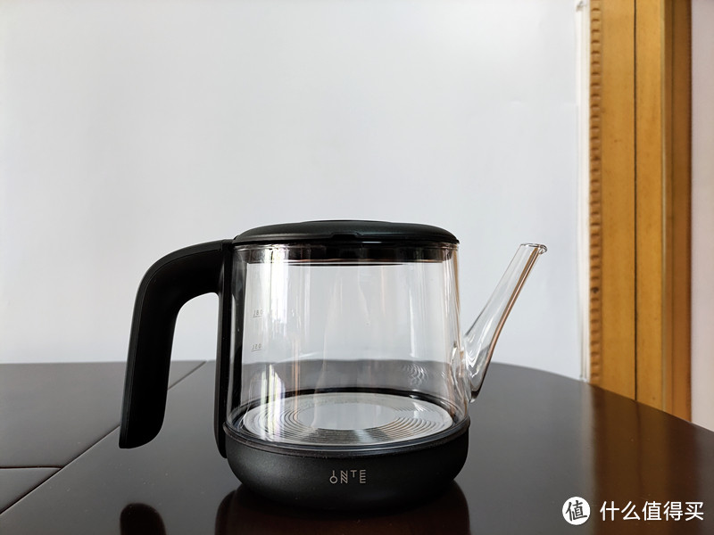 入一静音电水壶：调温+恒温，带来精致饮茶生活