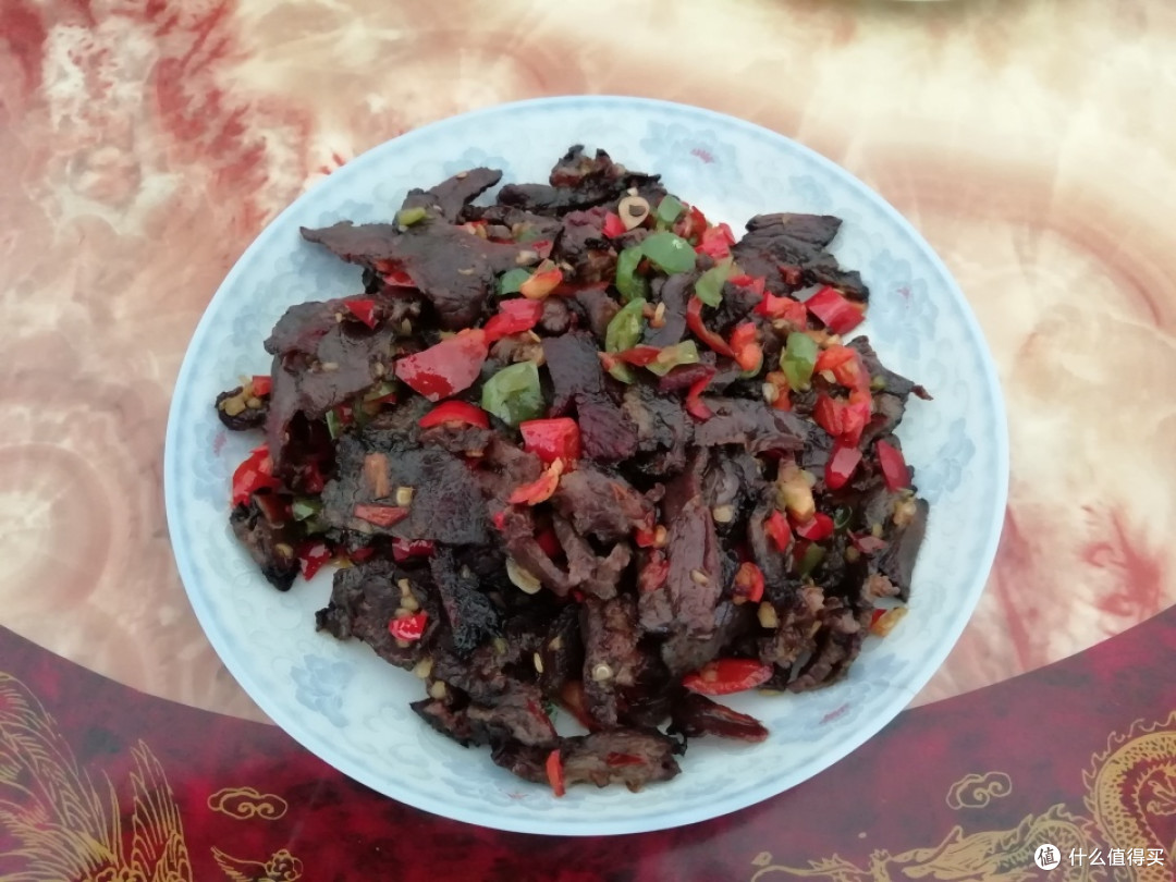 回婆婆家吃饭，晒圈火了，收到无数点赞，网友：中国好婆婆，羡慕