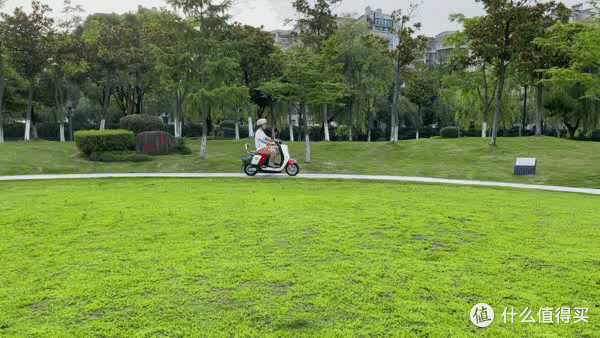 滴滴,环保又好骑!雅迪M3电轻摩上手体验