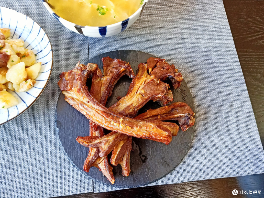 午餐3个菜，儿子最爱第1个，软嫩鲜美又多汁儿，吃完直舔手指
