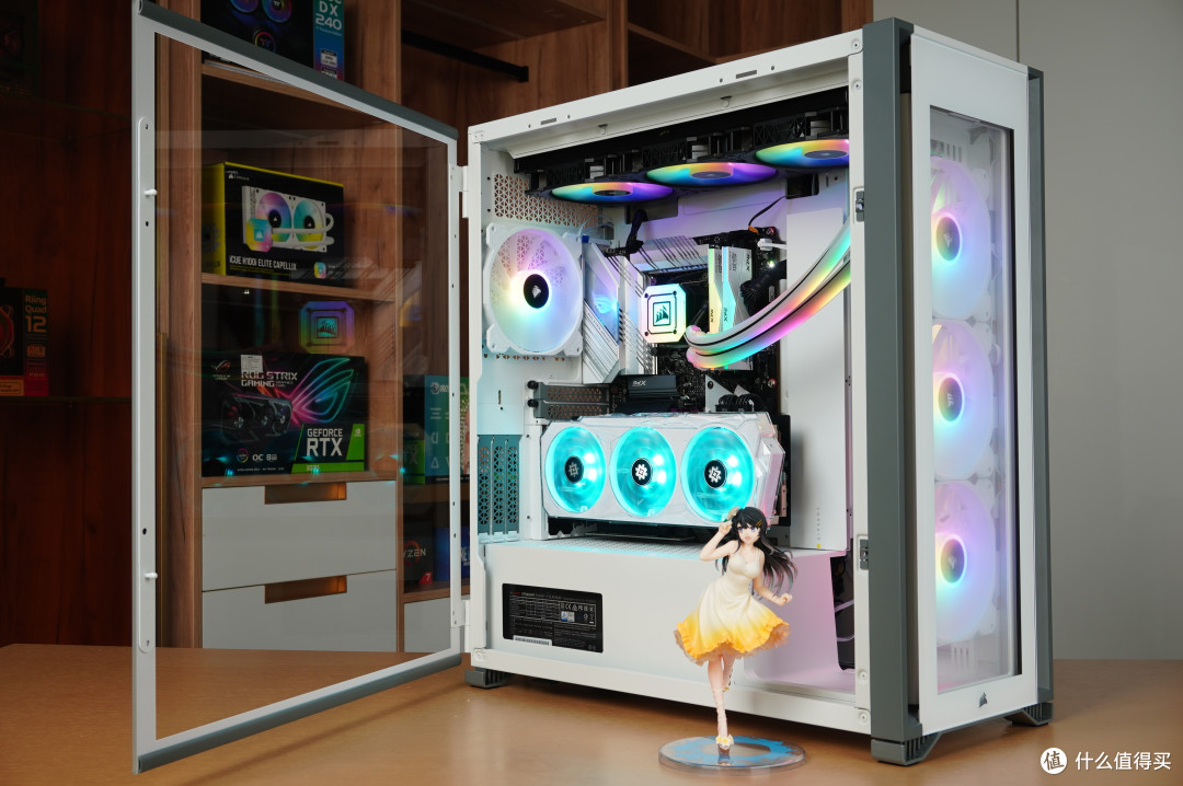 静观其变iCUE 7000X RGB+吹雪限定内存：夏日清凉轻度二次元主机