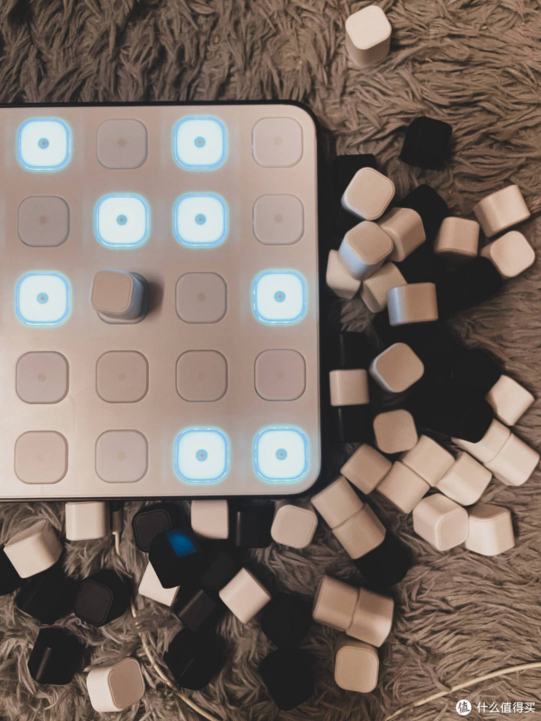 智能四子棋：一人无聊在家也能玩！