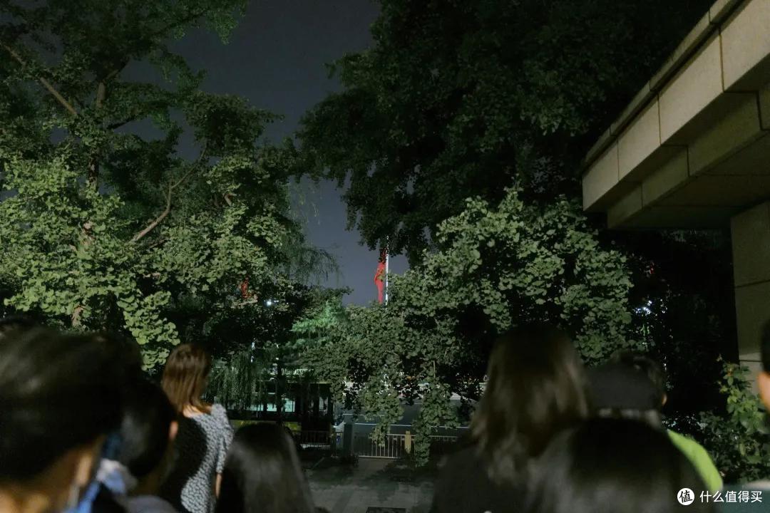 凌晨三点在天安门狂奔,为了看升旗我拼了!