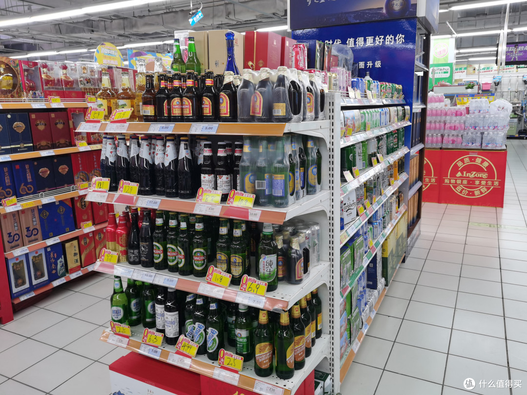 去超市选酒,不懂酒怎么挑?学会“6步选酒法”,买到实惠纯粮酒
