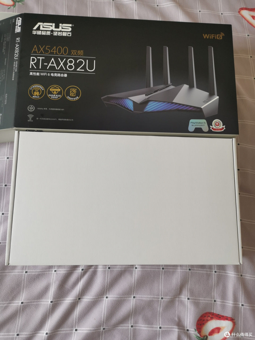 买灯送路由器！ASUS AX82u路由器开箱！